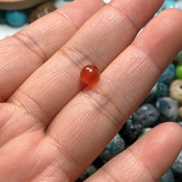 南红玛瑙未镶嵌颈饰