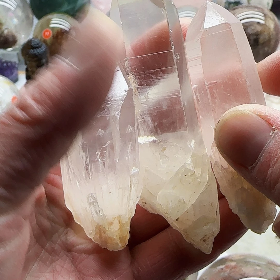 水晶原石未镶嵌薇天然