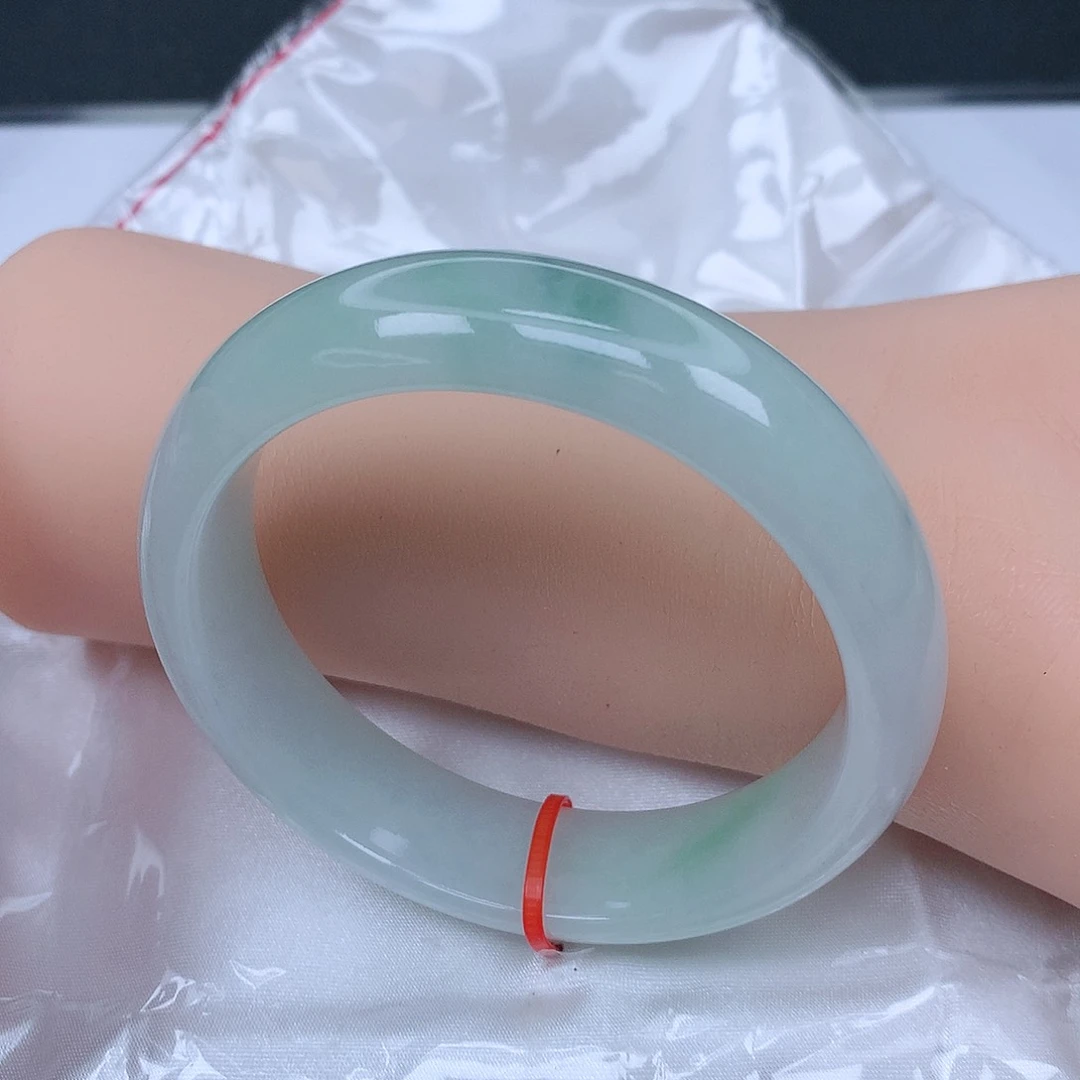 【闪购商品】未镶嵌手镯翡翠，55