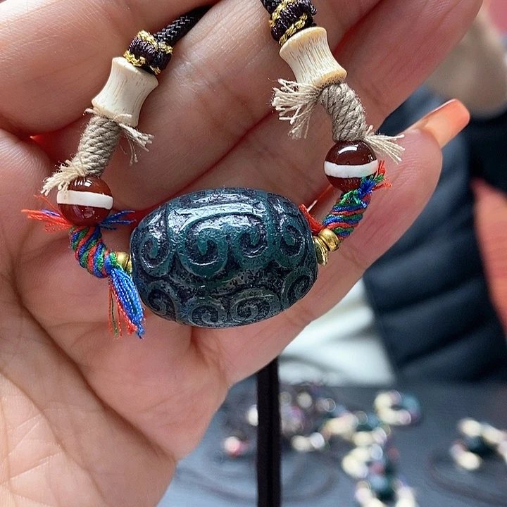 玛瑙/玉髓颈饰合金