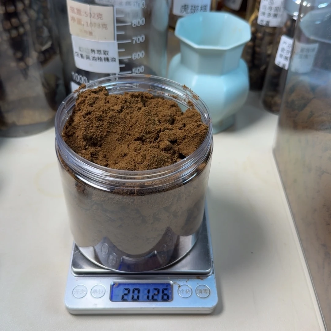 日****沉香碎屑沉香香霸沉水粉200g