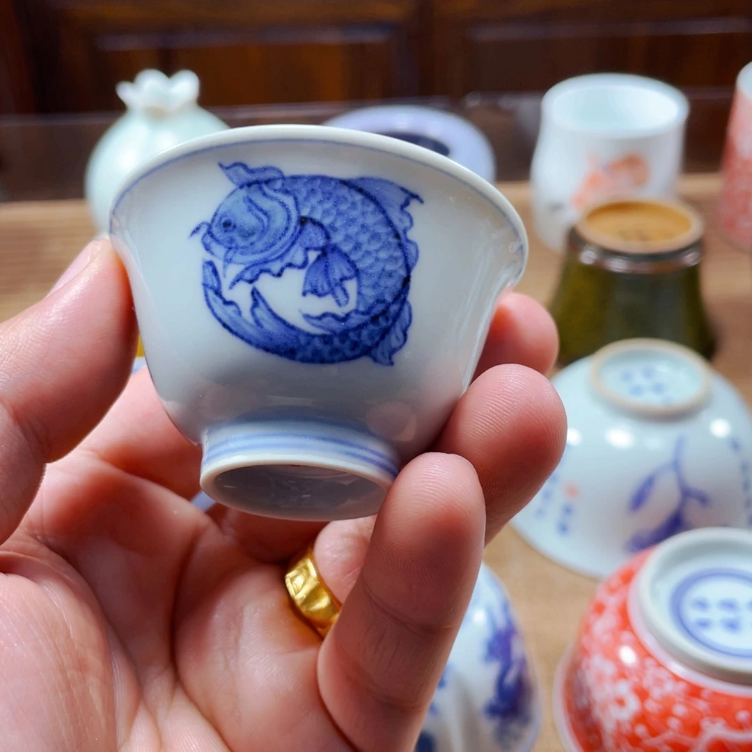 至善雅器团鱼纹小撇口杯
