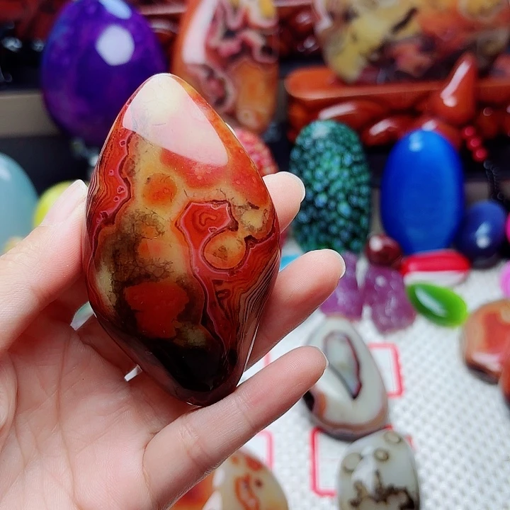 王***超未镶嵌玛瑙/玉髓珠宝半成品