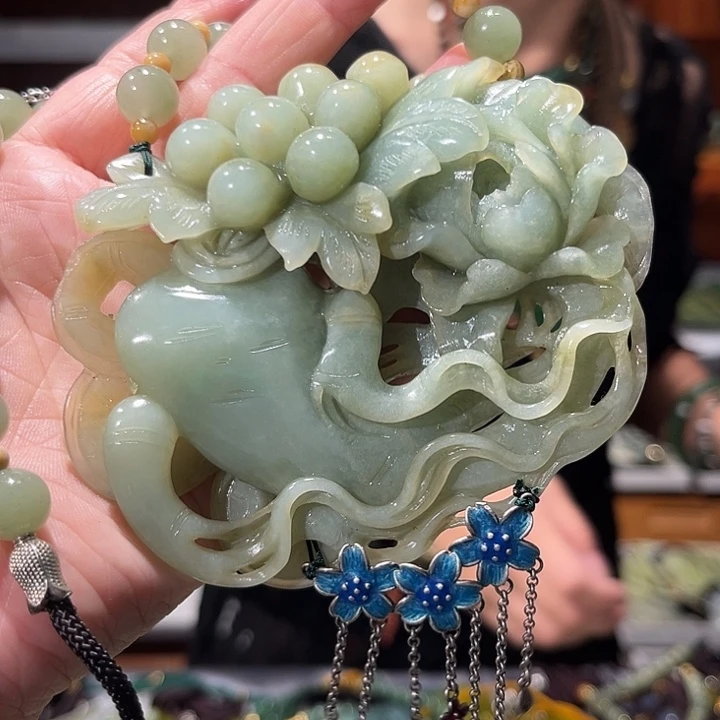 未镶嵌岫玉毛衣链