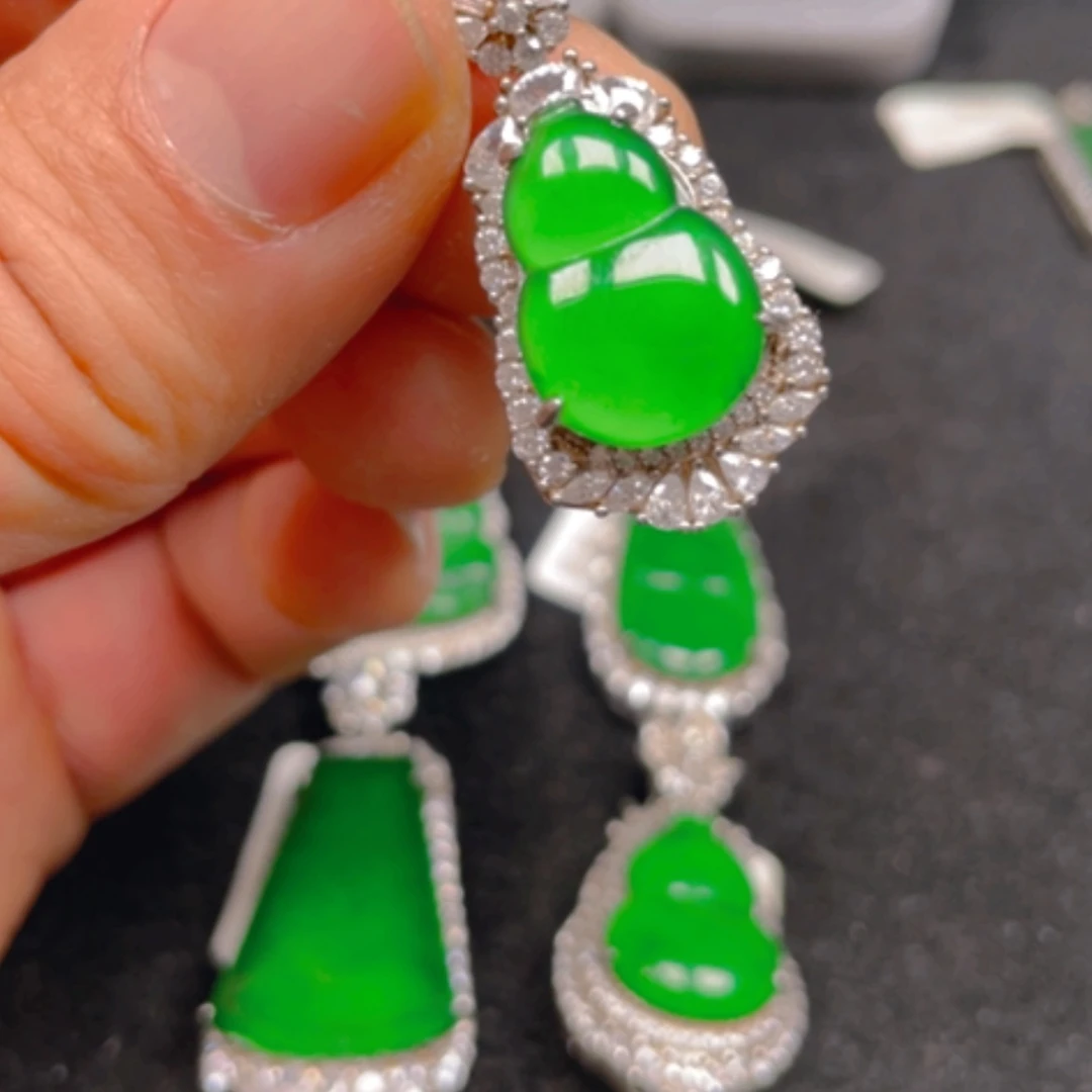 【闪购商品】翡翠颈饰银S925镶嵌吊坠