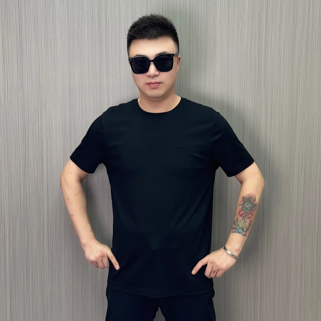 【8176】夏季新款 男士高奢 简约时尚 圆领透气清爽半袖T恤