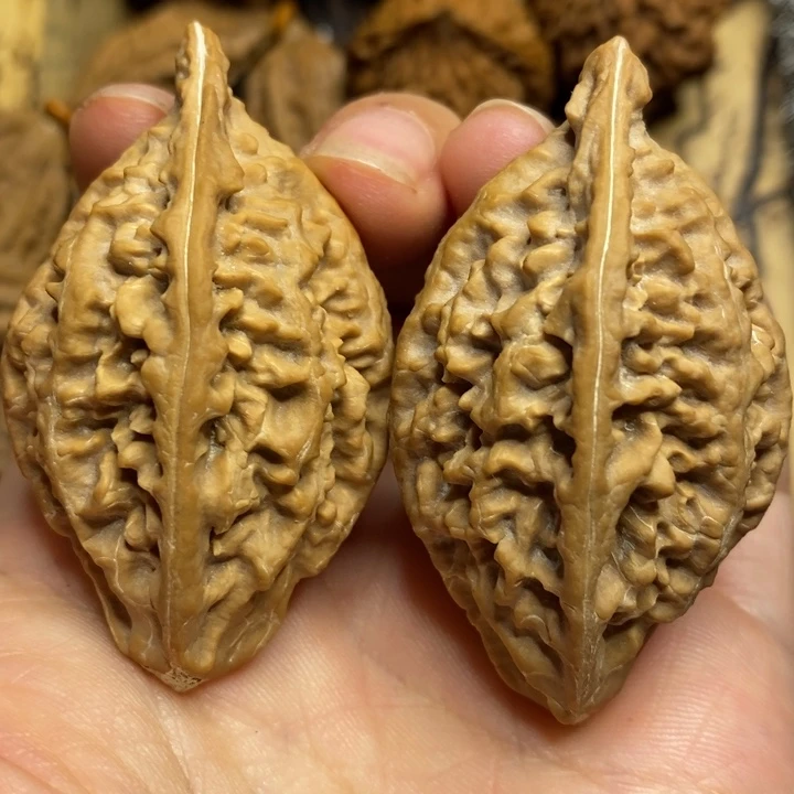 文玩核桃吊坠霸王枪