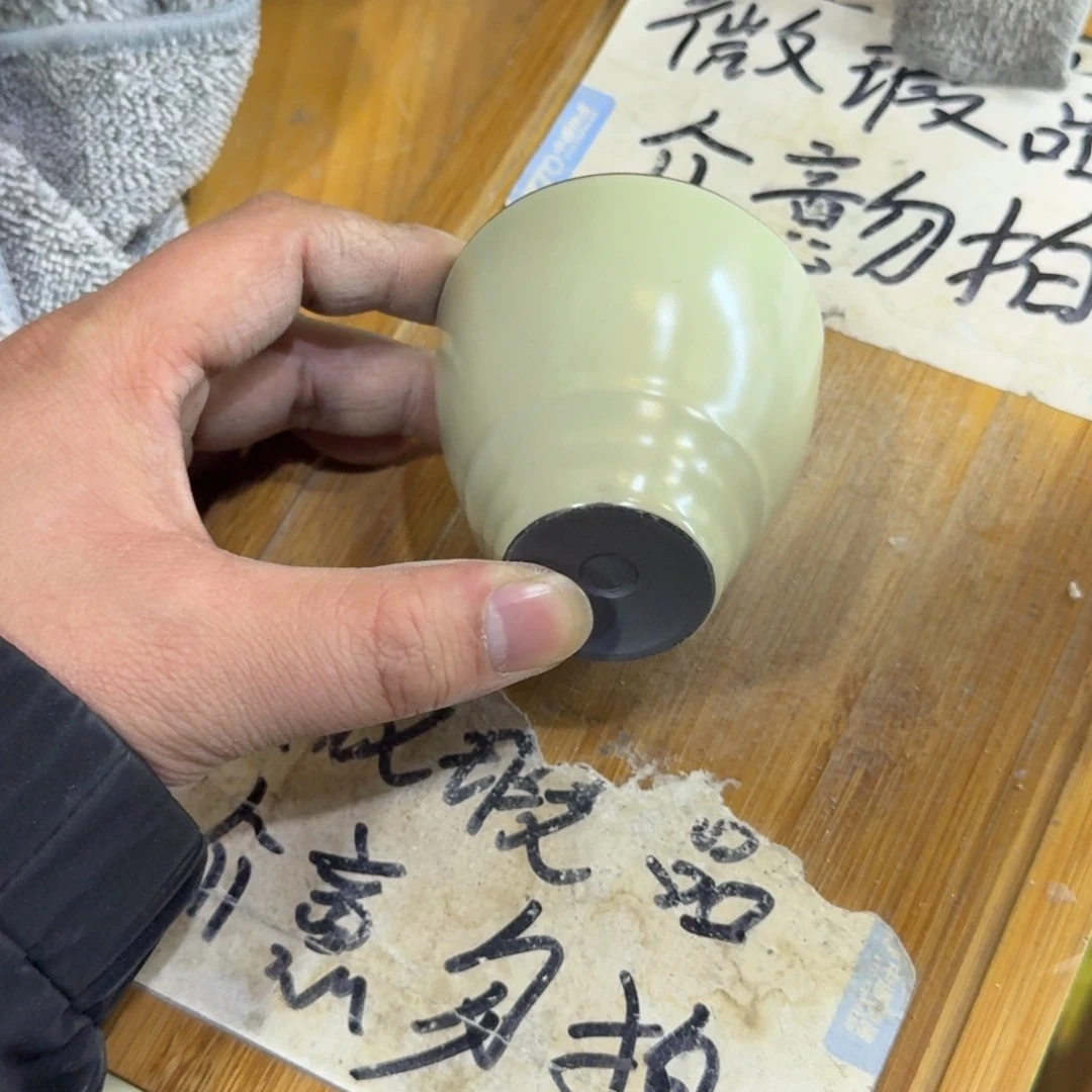 微瑕疵介意勿拍陶瓷器皿S405