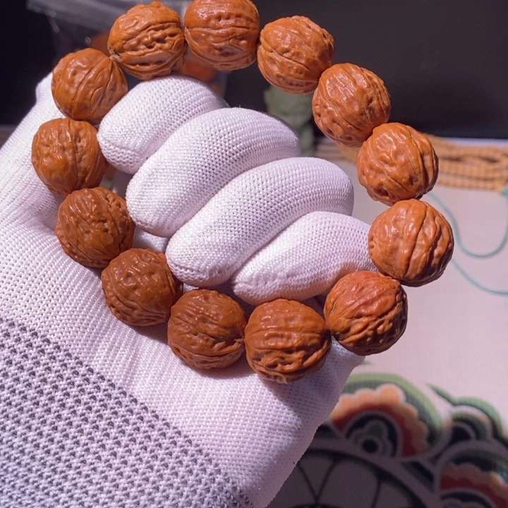 文玩核桃手串……2