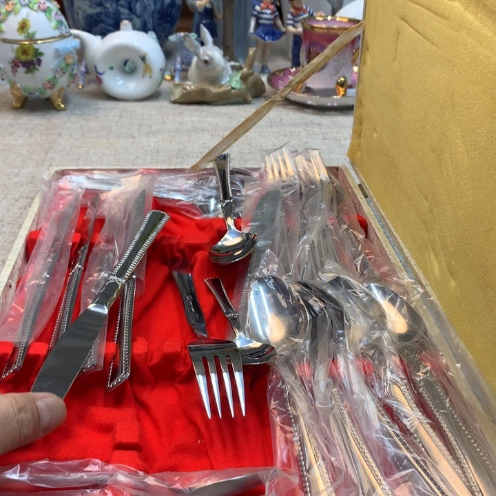 金瓷阁家的美丽瓷器
