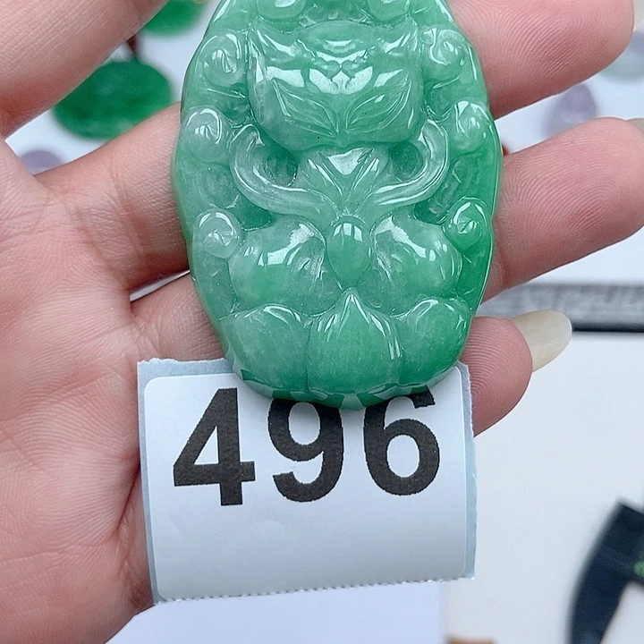 翡翠颈饰未镶嵌吊坠