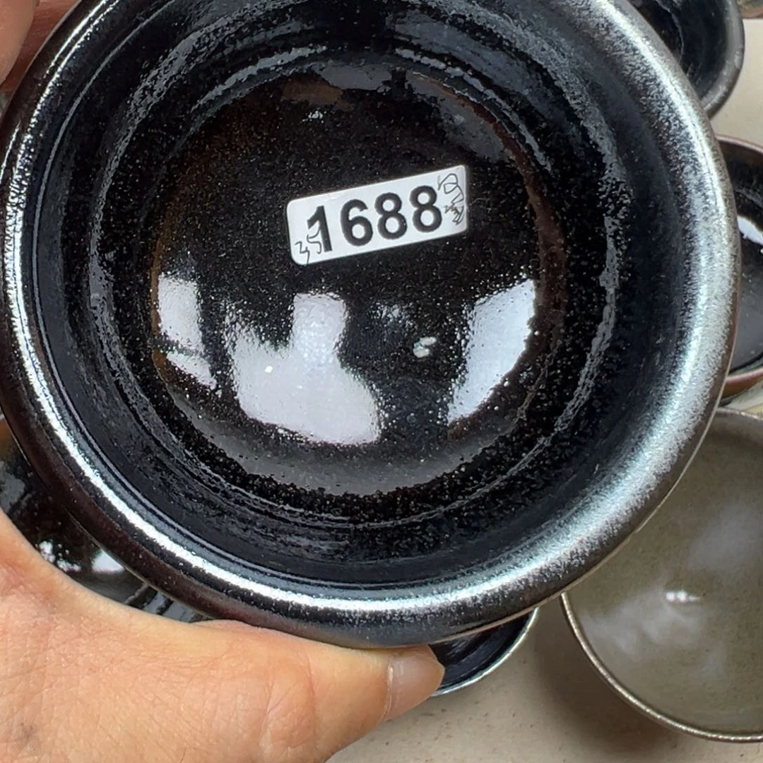 茶盏叔**～这几位是在做生意吧哈哈