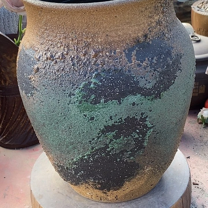 花盆紫砂口20高度31无孔瑕疵