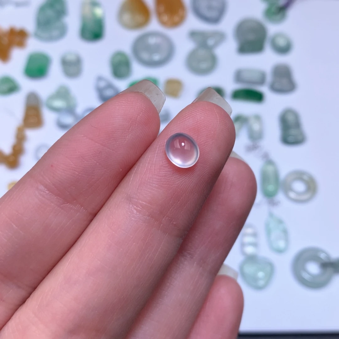 【闪购商品】翡翠未镶嵌颈饰C****?蛋面，买断不退不换！