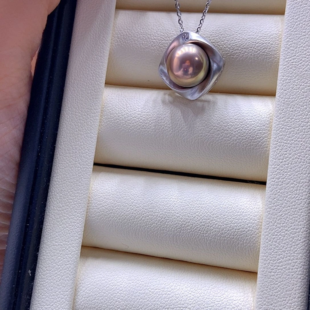 淡水珍珠银S925镶嵌吊坠(赠链)