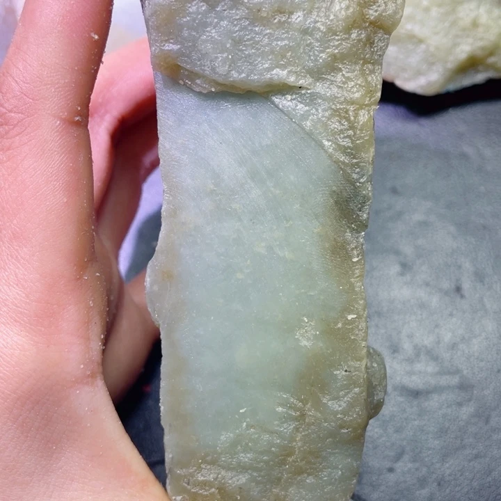 和田玉未镶嵌珠宝半成品