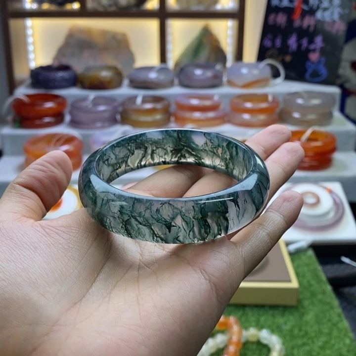 手镯玛瑙/玉髓未镶嵌