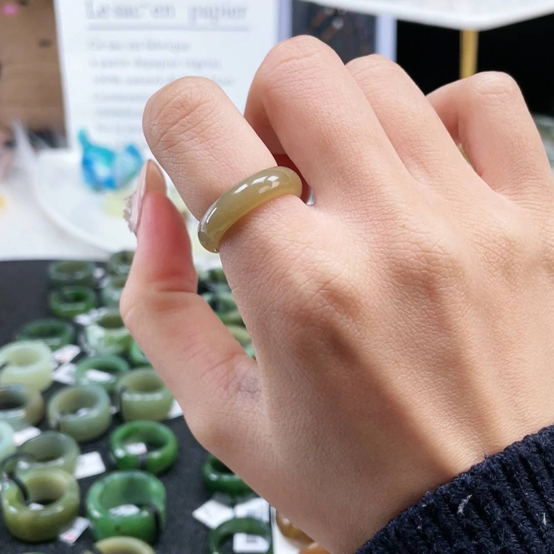 和田玉未镶嵌戒指P93糖色细条16.4不退换