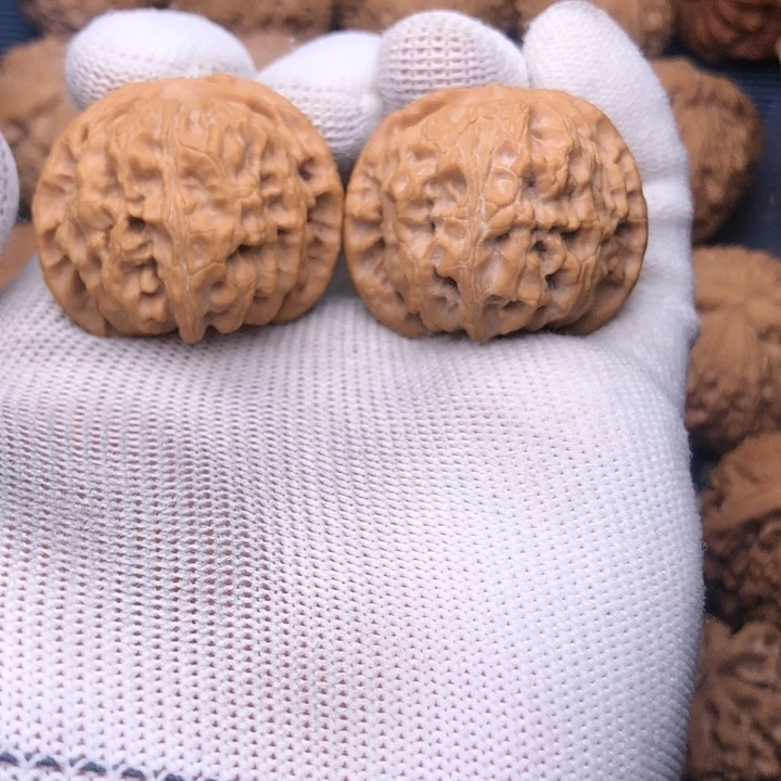 文玩核桃吊坠非*苹果园