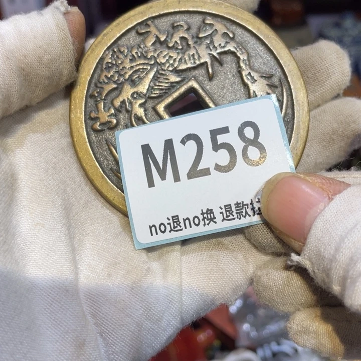 姝***堇玻璃钢二表姐直播火爆热卖