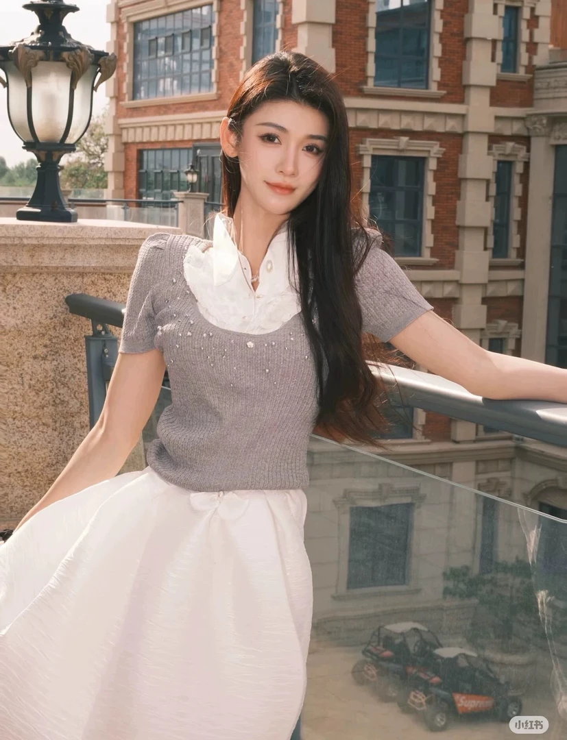 盈盈家夏新款航海系穿搭假两件撞色格雷系钉珠针织上衣女