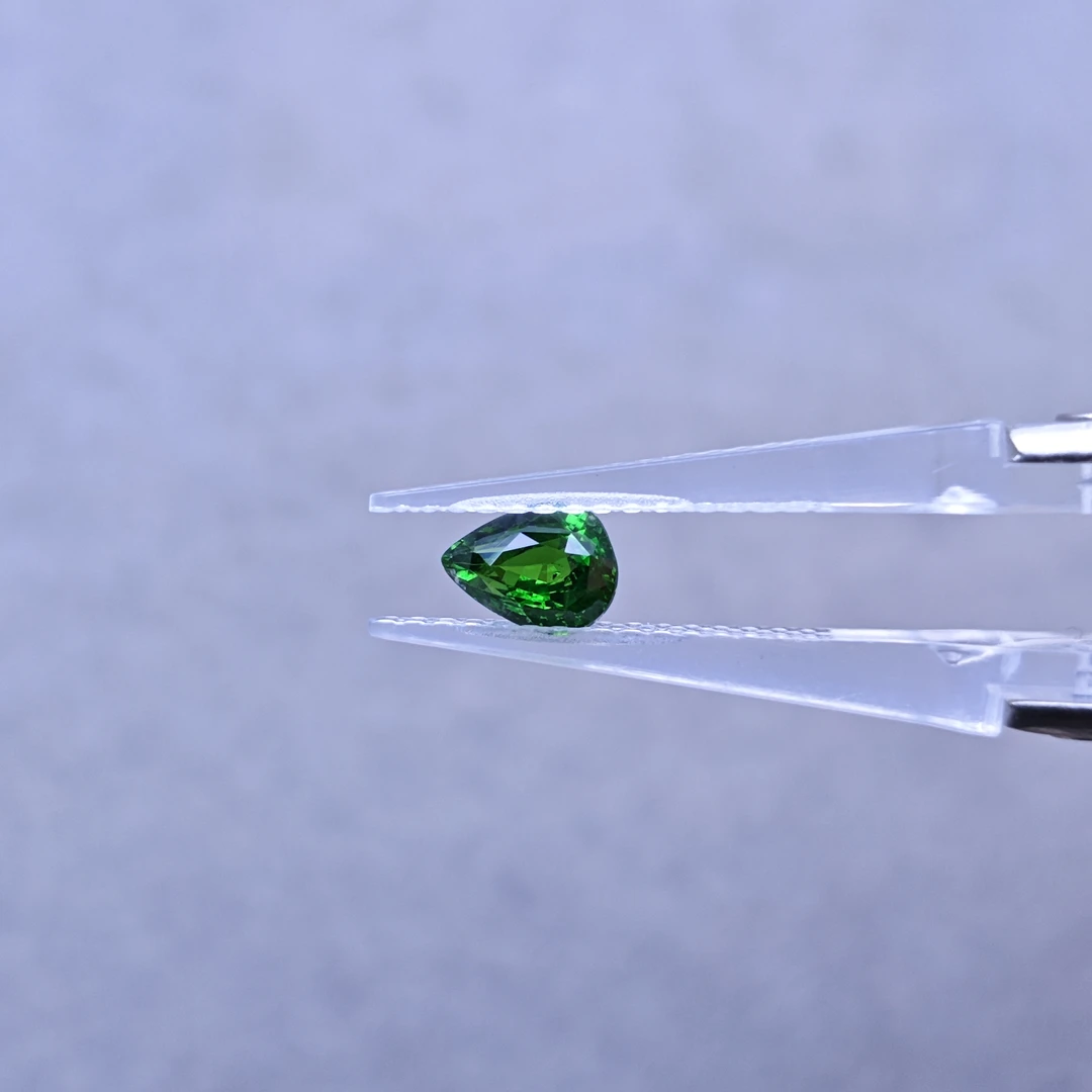 TVSvv 沙弗莱石-0.92ct（00867200）1218