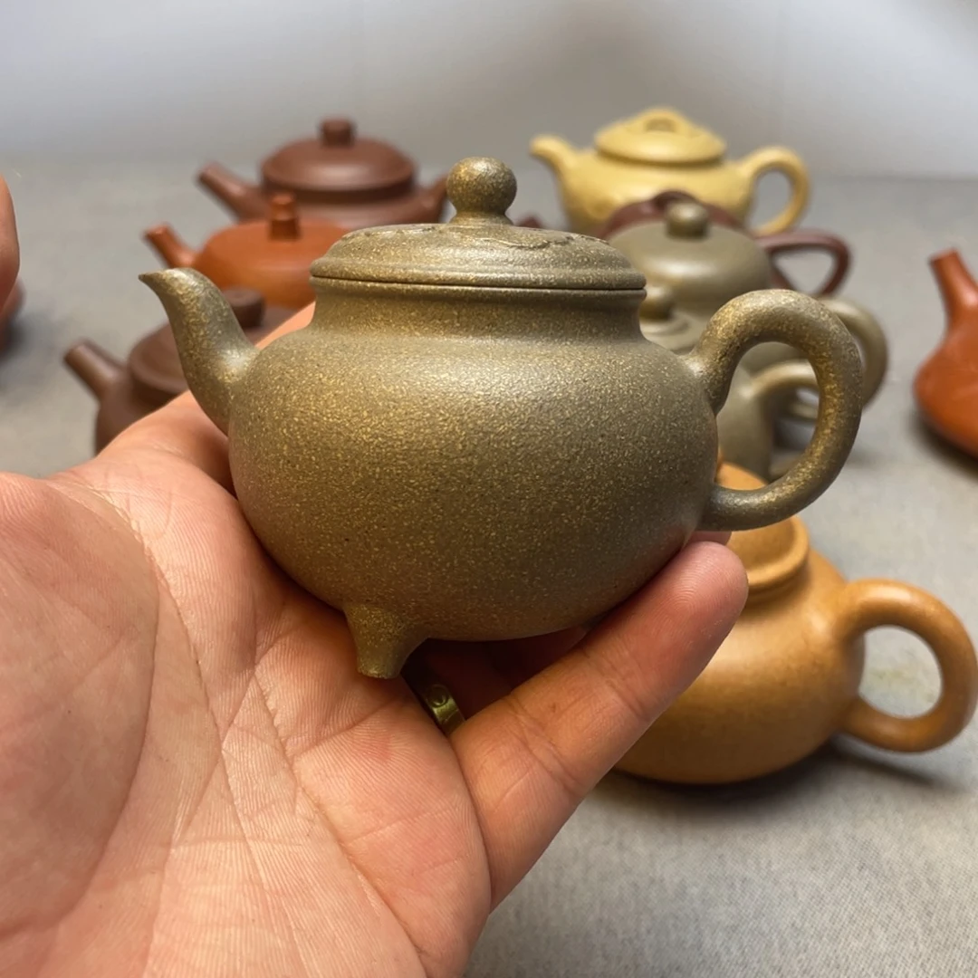 紫砂茶壶比****爸半手大彬