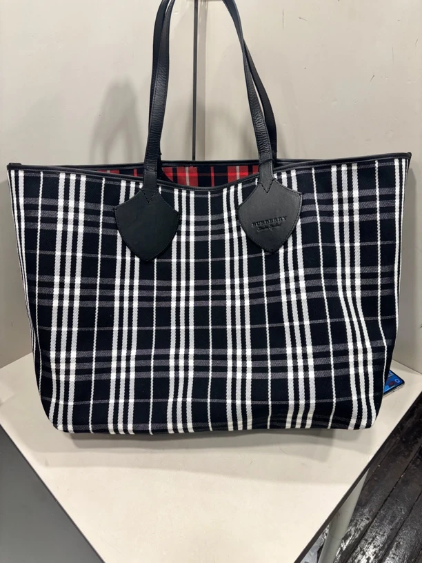 95新 BURBERRY/博柏利 【蕾】 2BT508 红色格纹大号托特包