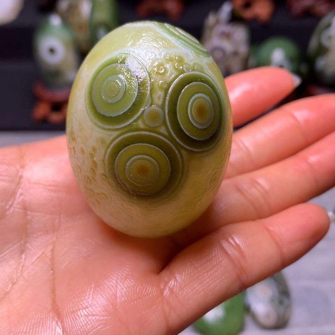 玛瑙/玉髓裸石未镶嵌流**人