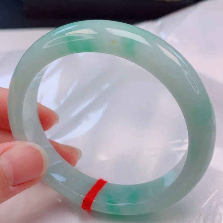 翡翠未镶嵌手镯55圈口