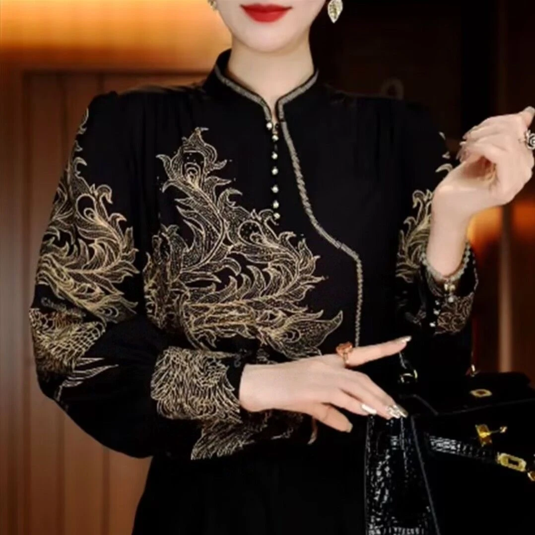 早春新款琉璃沙时尚气质显瘦长袖网红黑色百搭立领印花套头上衣