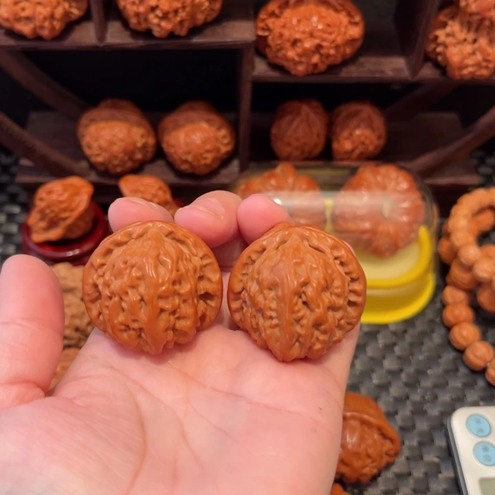 文玩核桃把件啥***啥球白