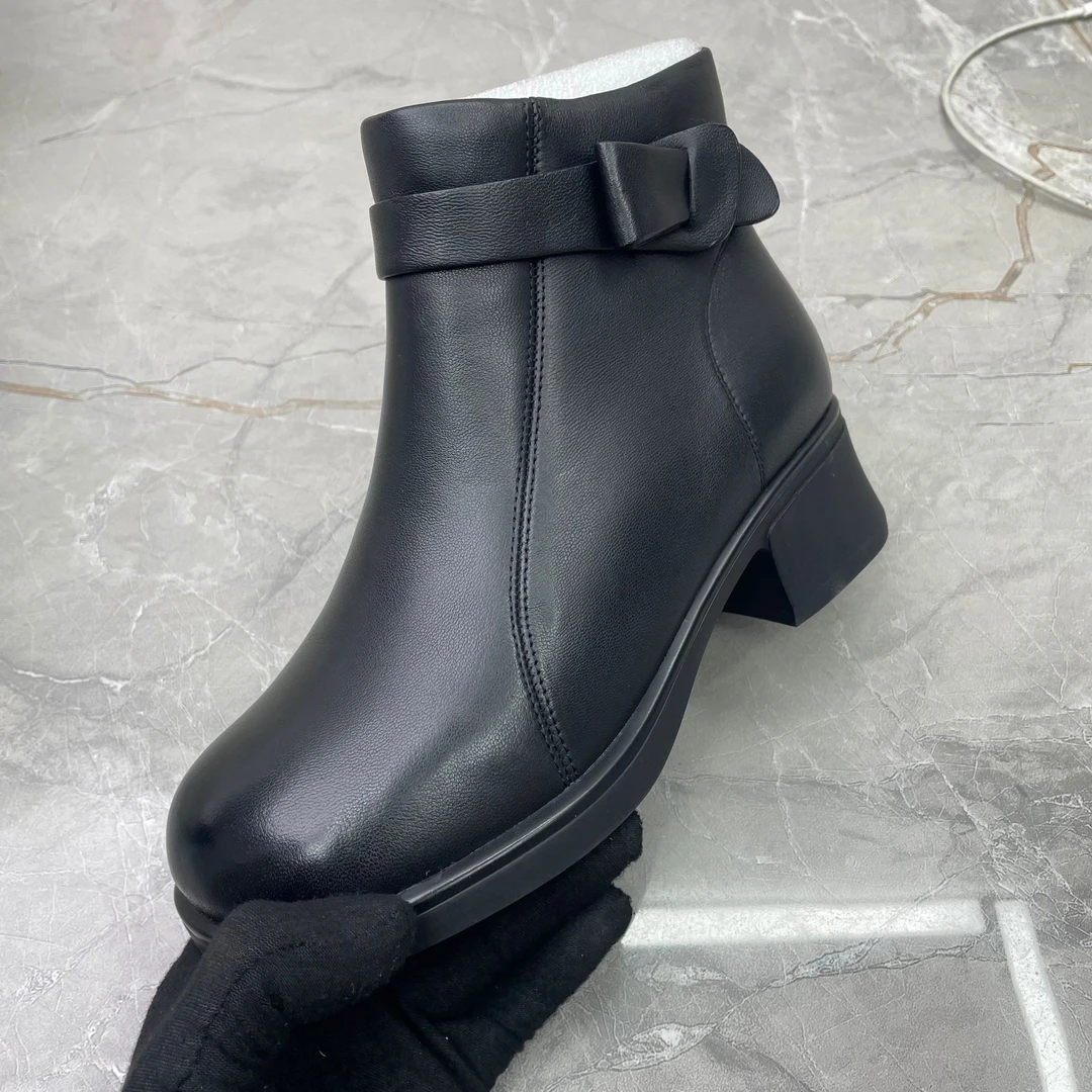 e（孤品）40码粗跟女靴(牛皮)89-288