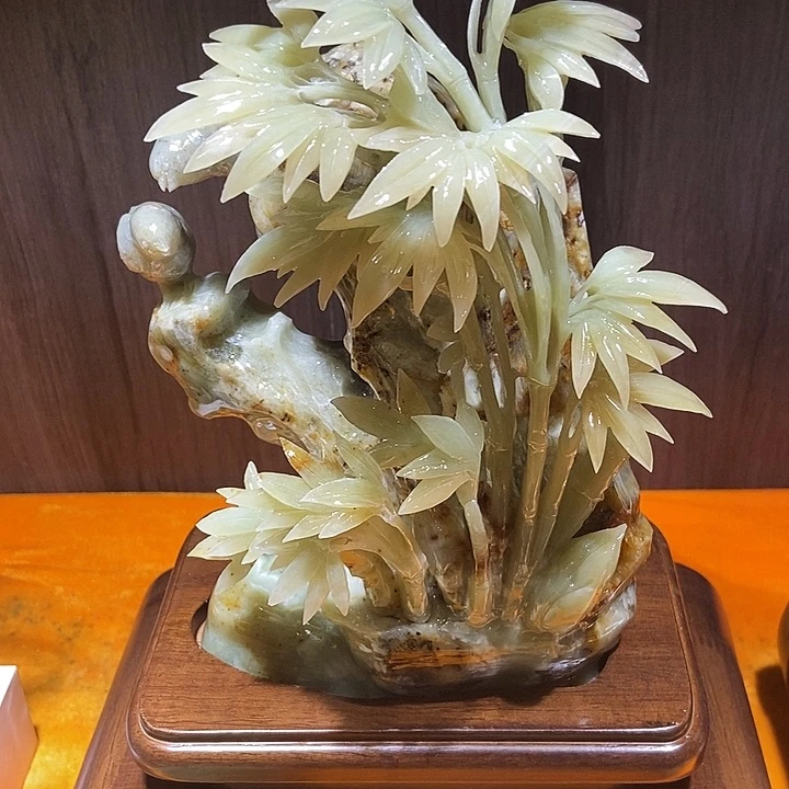 蛇纹石玉（覆膜）合金珠宝奇石