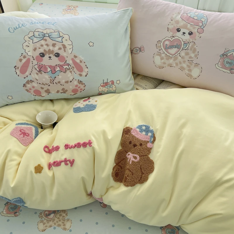 新款软糯卡通可爱洛丽塔毛巾绣四件套宿舍软萌小熊单人宿舍三件套