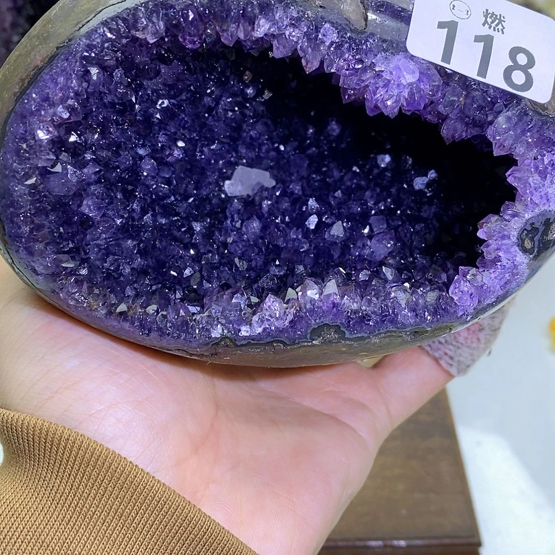 紫晶未镶嵌大型摆件（非配饰）