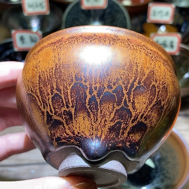 茶盏支静赤莲建盏