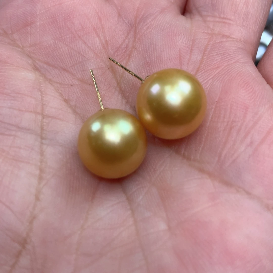 海水珍珠耳饰18K金镶嵌