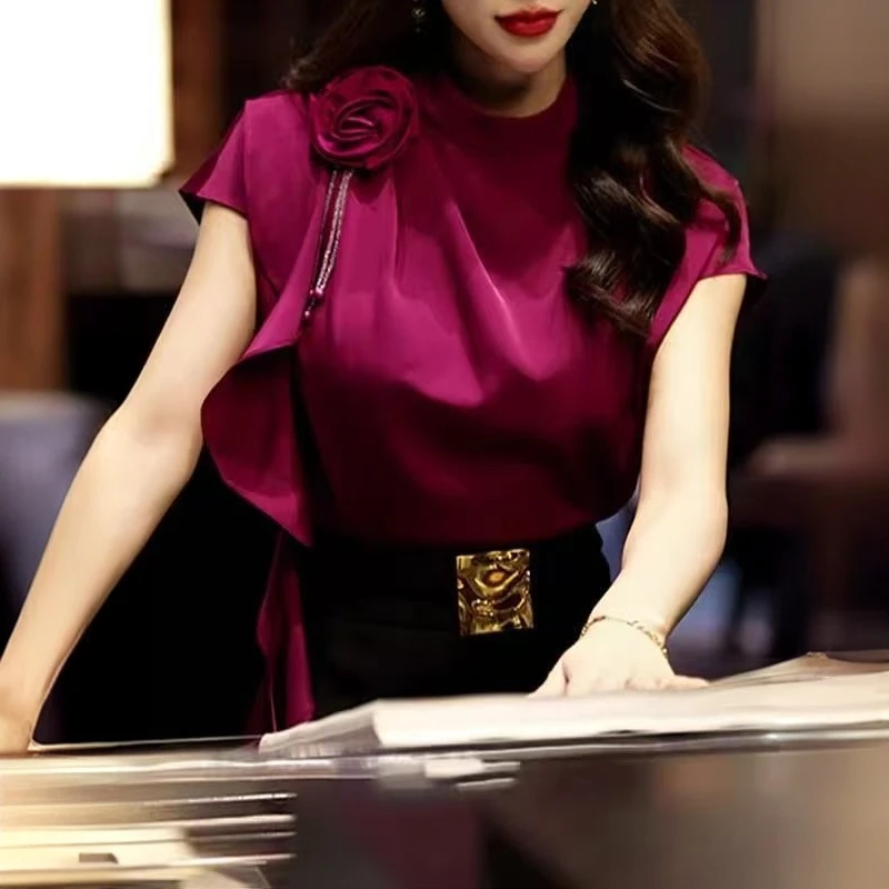 法式赫本风气质立体花朵红色衬衣女夏季减龄时尚通勤高级缎面上衣