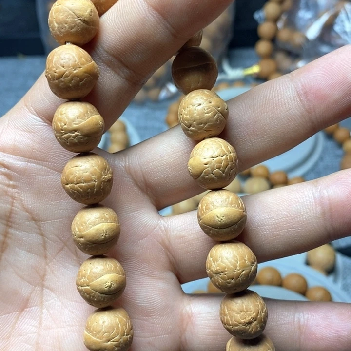 i***e凤眼菩提吊坠尼泊尔凤眼菩提2025年保同树