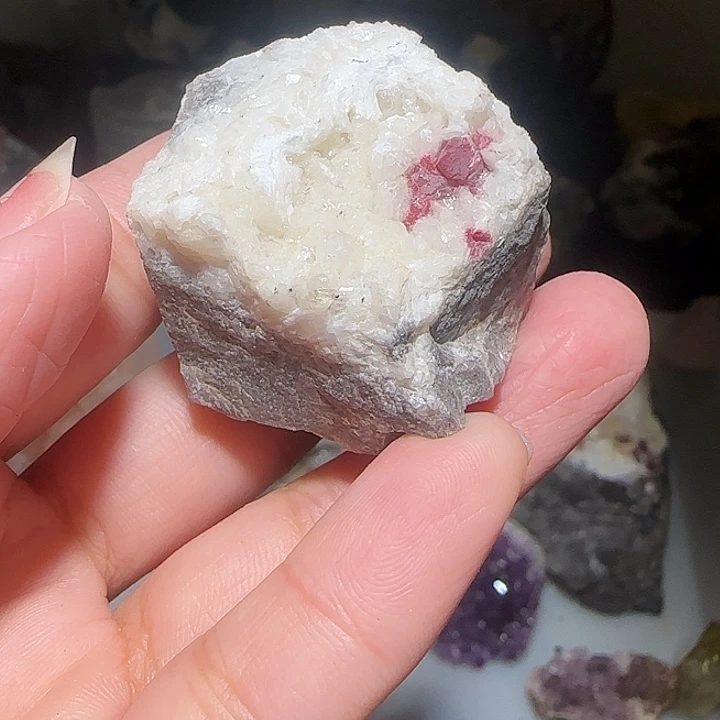 B***n天然辰砂天然朱砂原石毛料