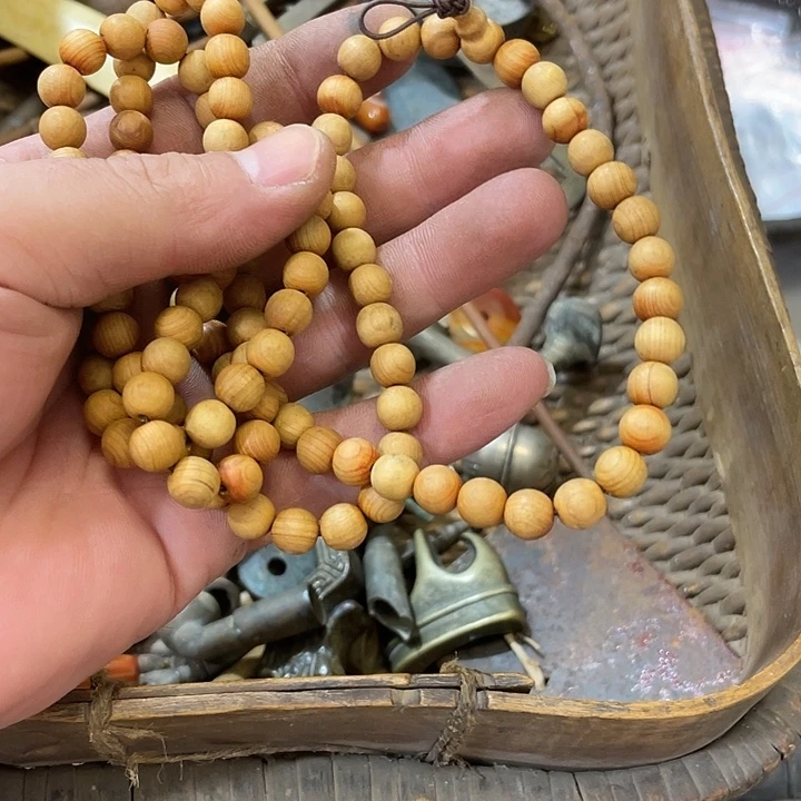 顺***然家具摆件饰品一个