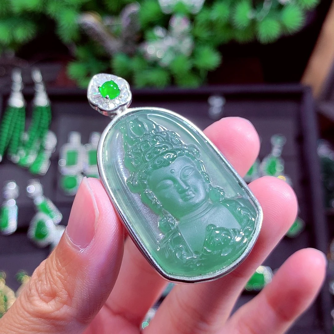 颈饰未镶嵌翡翠天然