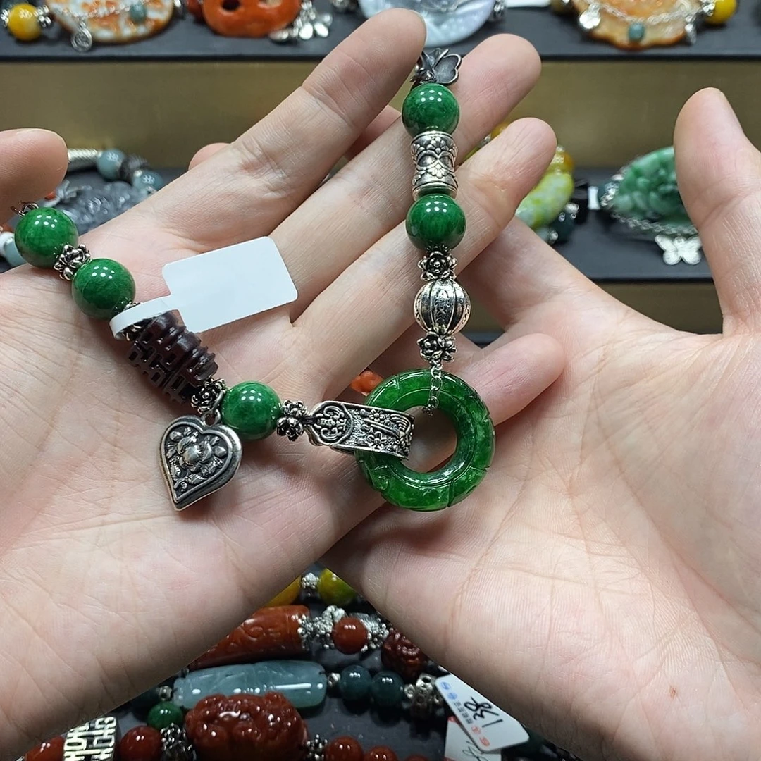 红***子翡翠未镶嵌手链手链