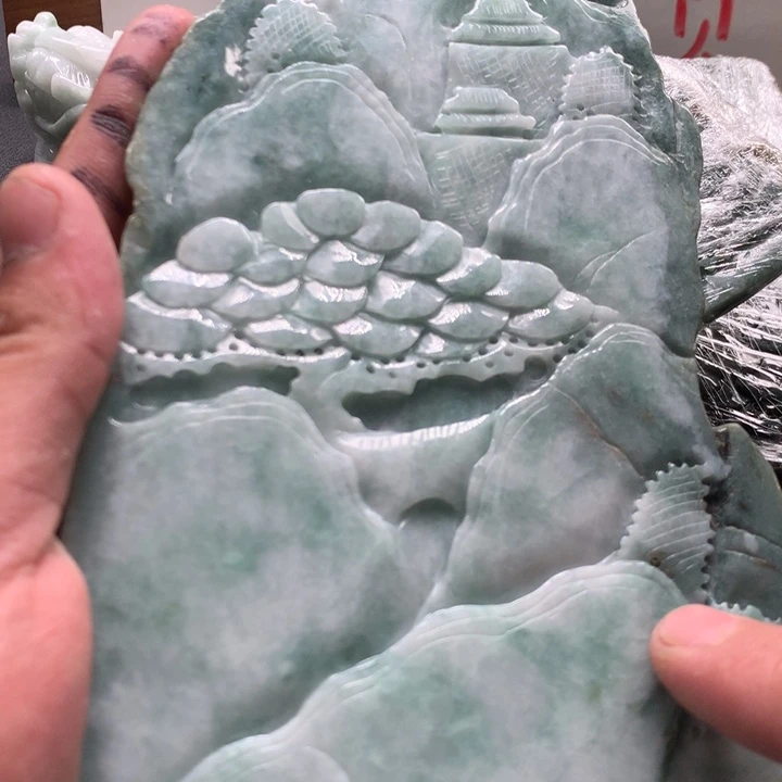 翡翠未镶嵌颈饰保真天然a货翡翠