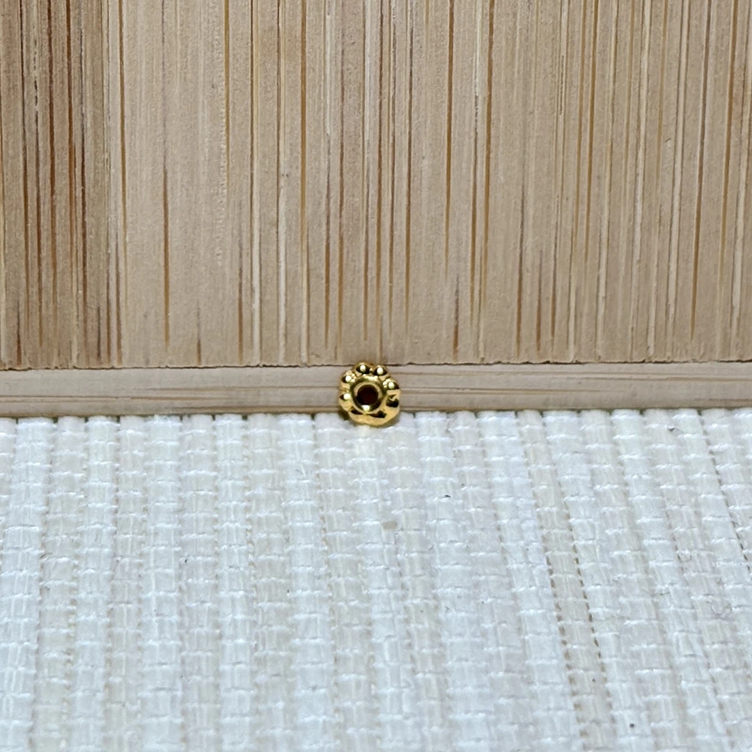 足金雪花隔片配件（一片0.026g-0.03g）（低于1g不包邮费证书费）