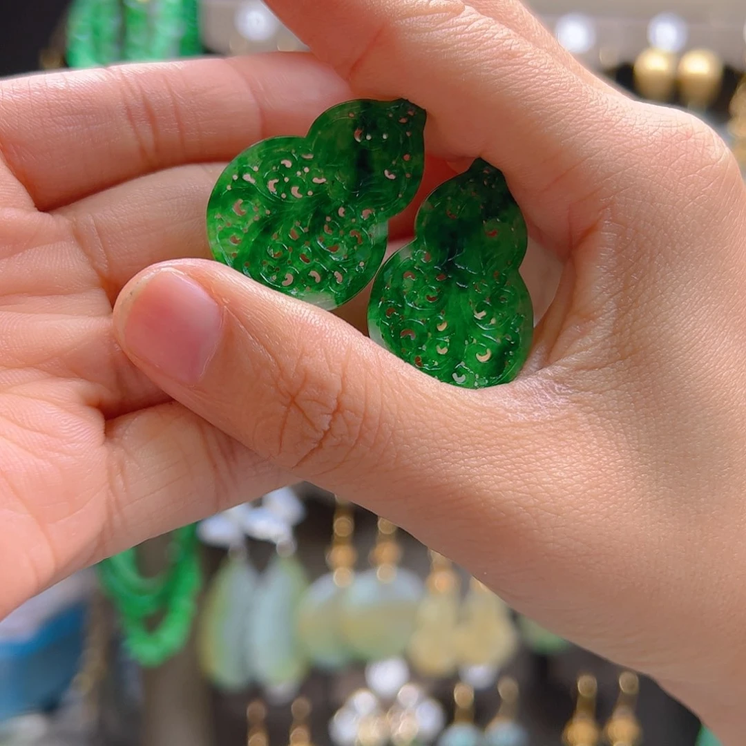 未镶嵌翡翠耳饰鱼**生