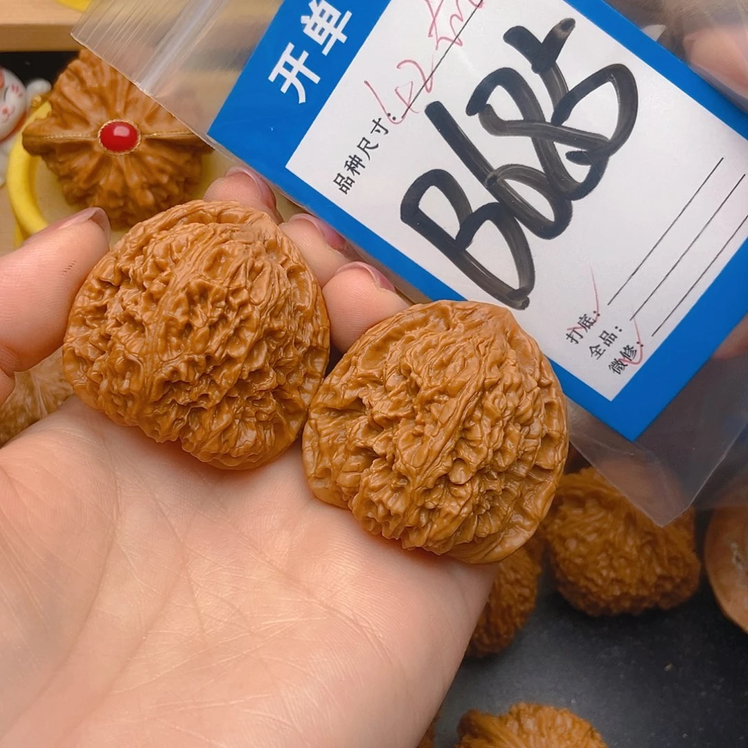 桃核吊坠核桃南疆