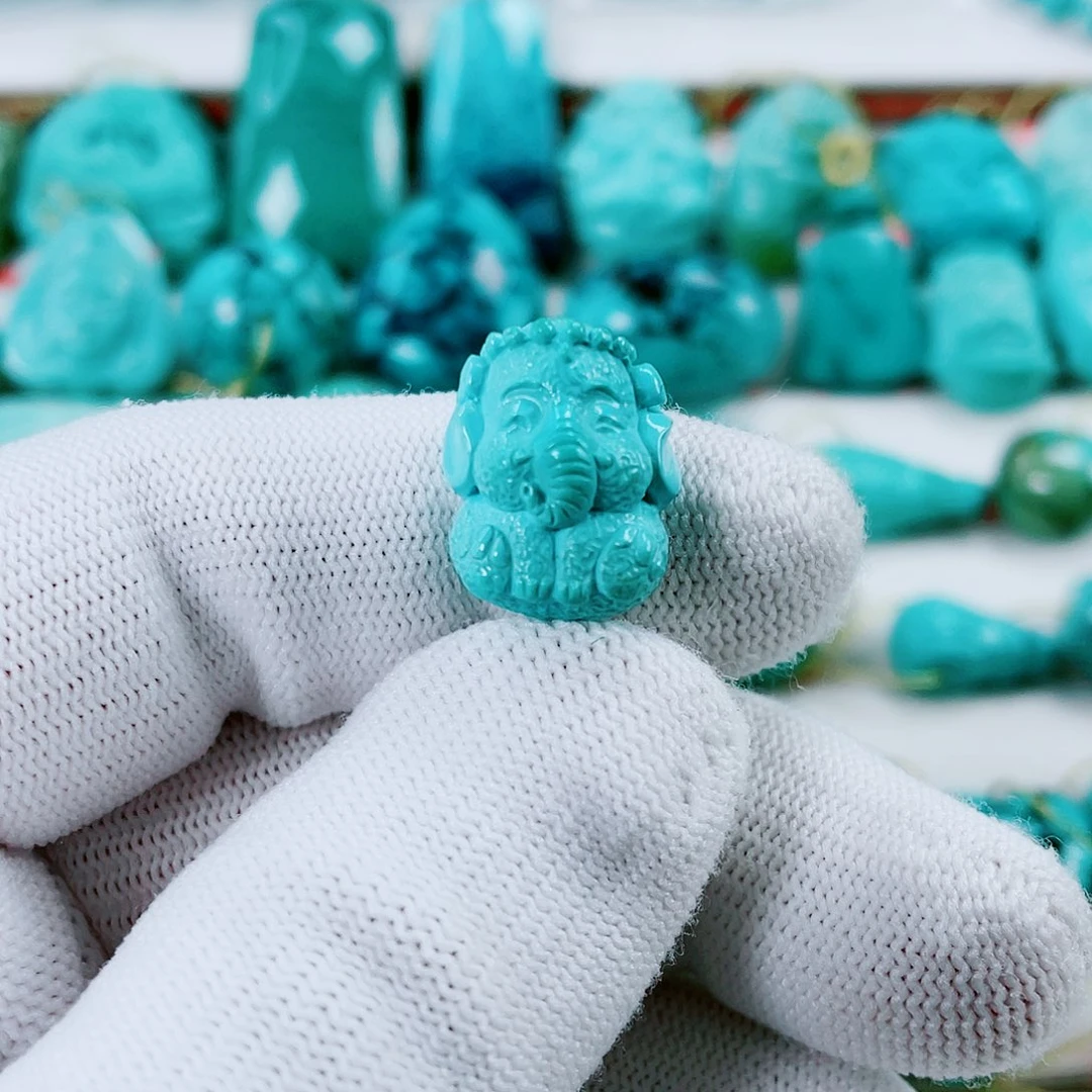 绿松石未镶嵌车挂