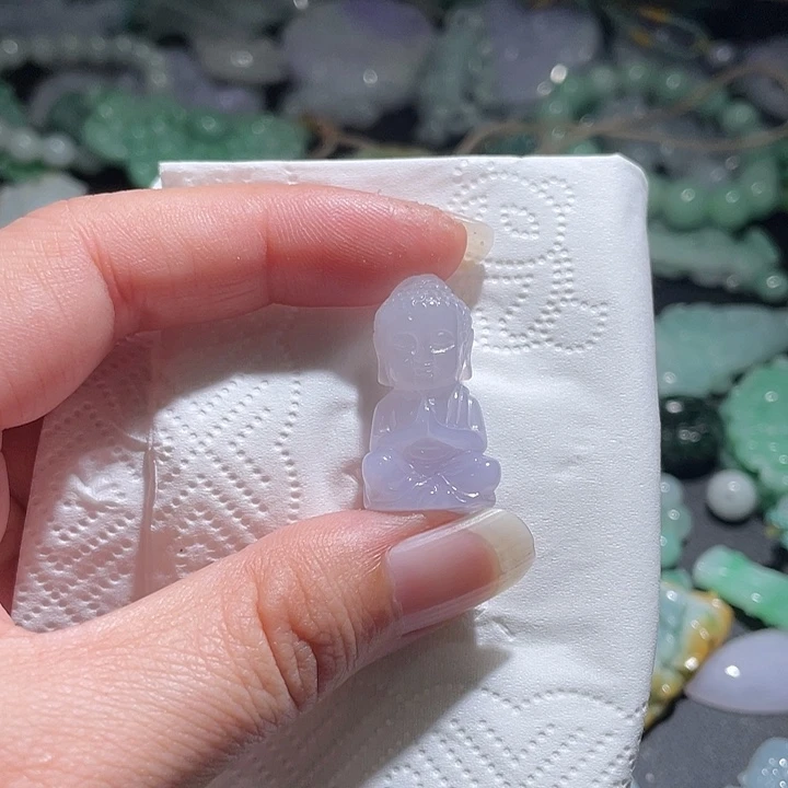 颈饰未镶嵌翡翠天